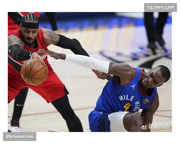 三中卫体系与翼卫战术复兴，多队采用紧凑防守策略